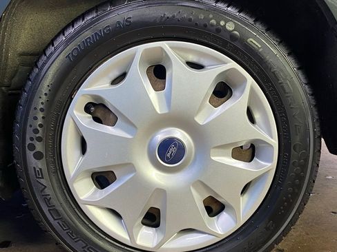 Used 2017 Ford Transit Connect XLT image 48