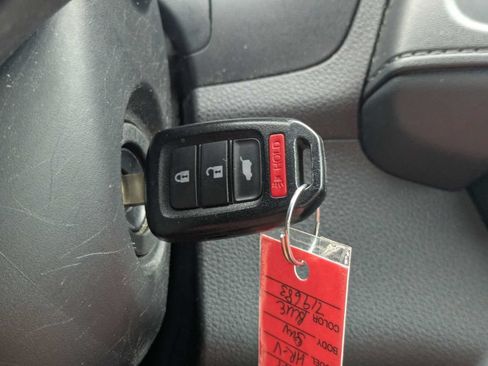 Used 2019 Honda HR-V Sport image 31