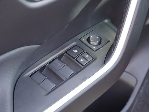 Certified 2025 Toyota RAV4 LE image 17