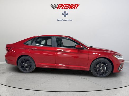 New 2026 Volkswagen Jetta SE FWD image 11