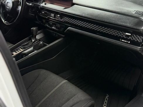 Used 2025 Honda Accord Sport image 20