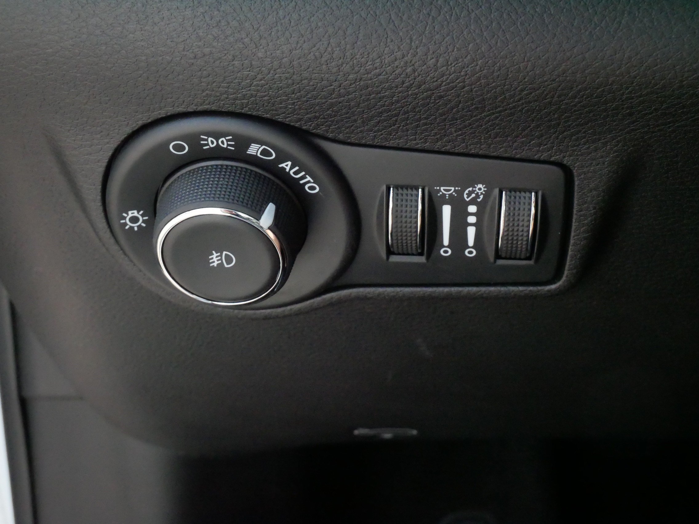 Used 2024 Jeep Compass Limited AWD/4WD image 27