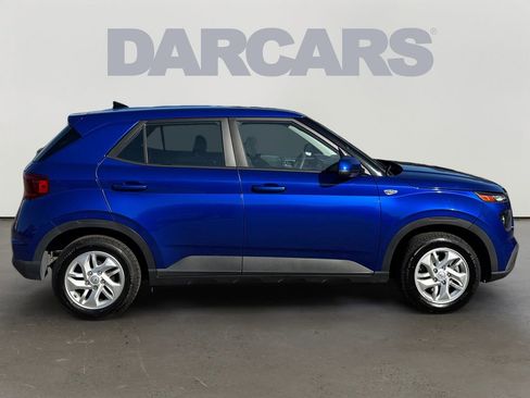 Used 2022 Hyundai Venue SE w/ Cargo Package image 8