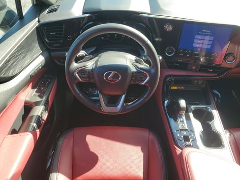 Used 2025 Lexus NX 250 NX 250 Premium image 17