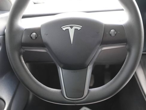 Used 2021 Tesla Model 3 Long Range AWD/4WD image 18