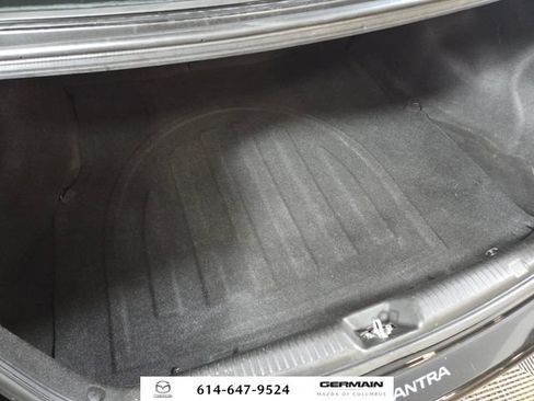 Used 2012 Hyundai Elantra Limited w/ Technology Pkg 5 FWD image 33
