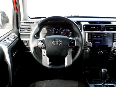 Used 2021 Toyota 4Runner SR5 image 12