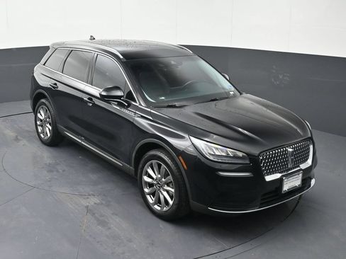 Used 2022 Lincoln Corsair AWD w/ Premium Package image 26