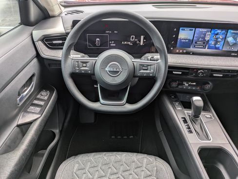 New 2026 Nissan Kicks SV FWD image 17