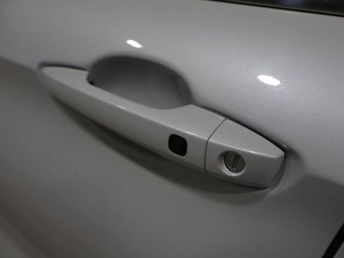 Used 2024 Mitsubishi Outlander SEL image 10