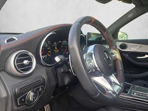 Certified 2022 Mercedes-Benz GLC 43 AMG 4MATIC image 10