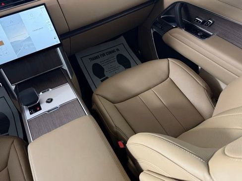 New 2026 Land Rover Range Rover SE image 23