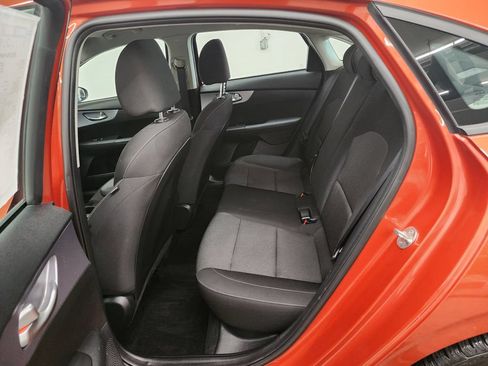 Used 2022 Kia Forte LXS FWD image 24