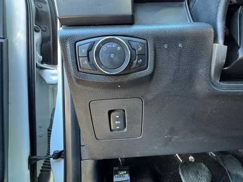 Used 2017 Ford F150 XLT w/ Equipment Group 302A Luxury image 30