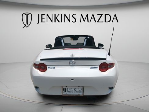 New 2026 MAZDA MX-5 Miata Club w/ Interior Package RWD image 6