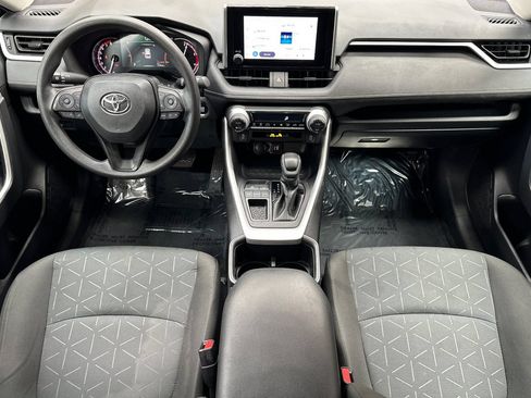Used 2024 Toyota RAV4 XLE FWD image 18