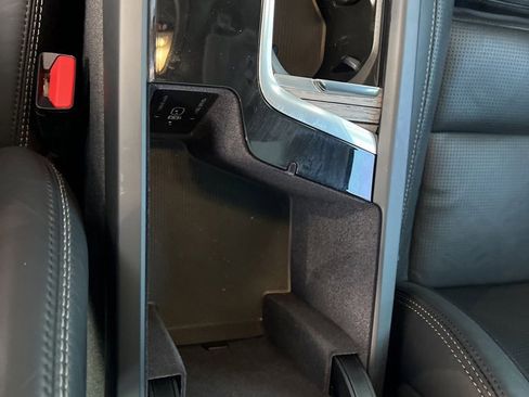 Used 2023 Volvo XC90 B6 Ultimate image 28