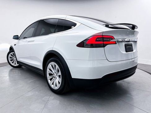 Used 2021 Tesla Model X Long Range image 2