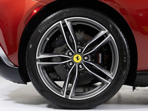 Used 2022 Ferrari Roma image 20