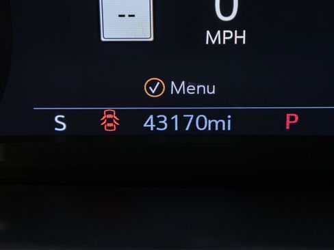 Used 2022 Chevrolet Silverado 1500 High Country image 19