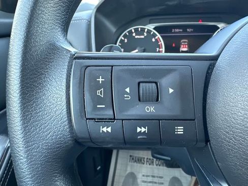 Used 2024 Nissan Rogue SV image 21