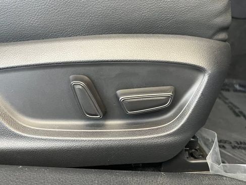 Used 2022 Toyota Camry XSE FWD image 52