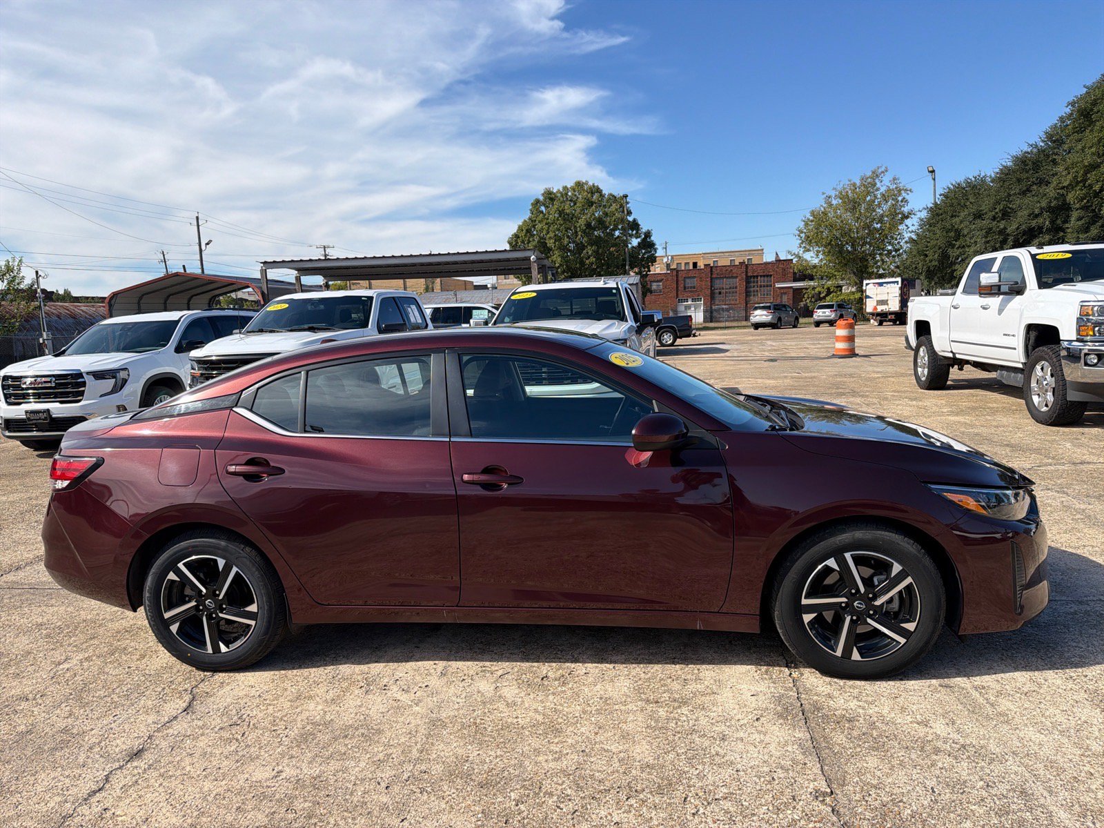 Used 2025 Nissan Sentra SV FWD image 6