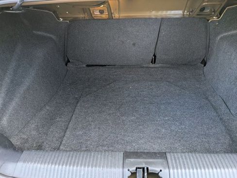 Used 2011 Ford Focus SE image 17