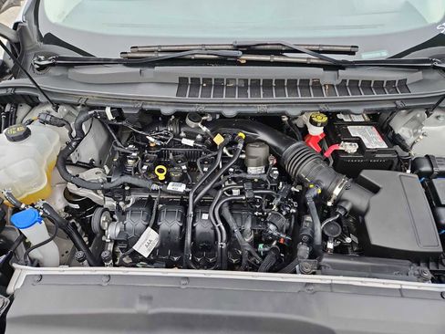 Used 2023 Ford Edge SE image 14