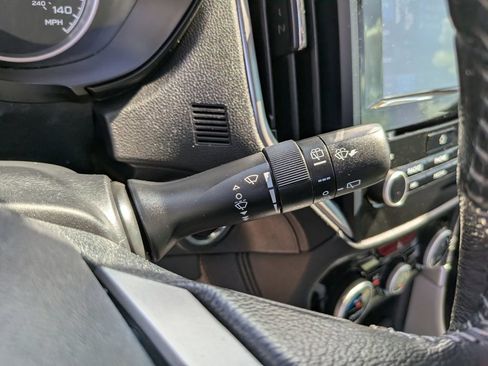 Used 2021 Subaru Forester Premium AWD/4WD image 35