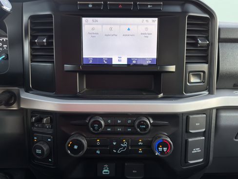 Used 2024 Ford F350 XLT image 68