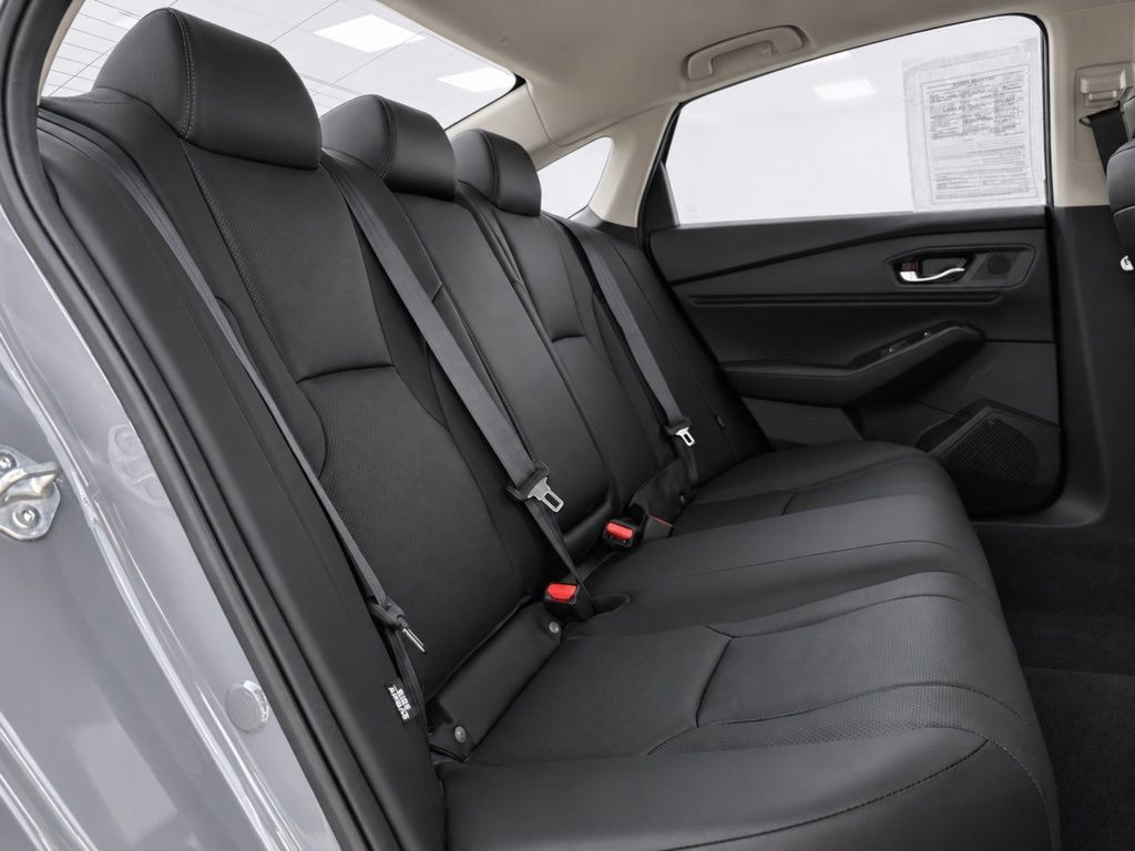 Used 2023 Honda Accord Touring image 21