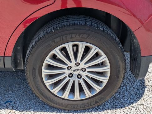 Used 2013 Lincoln MKX FWD w/ Wood Pkg image 9