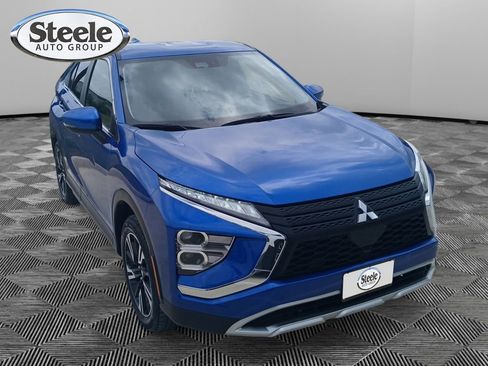 Used 2025 Mitsubishi Eclipse Cross AWD image 3