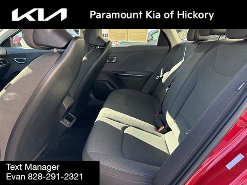 Used 2025 Kia K4 LXS image 13