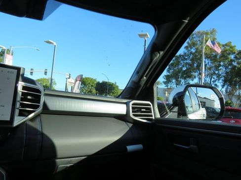 New 2026 Toyota Tundra Platinum image 37