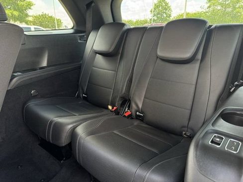 Used 2024 Mercedes-Benz GLS 450 4MATIC image 26