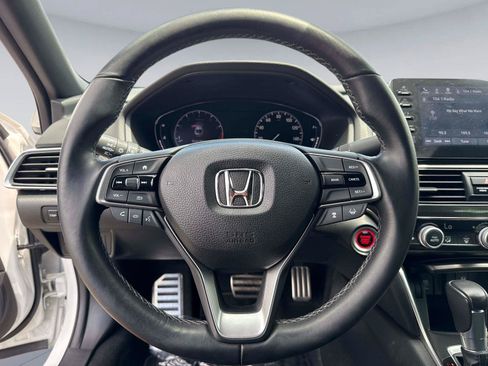 Certified 2018 Honda Accord Sport image 26