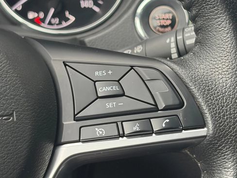 Used 2020 Nissan Rogue SV AWD/4WD image 31