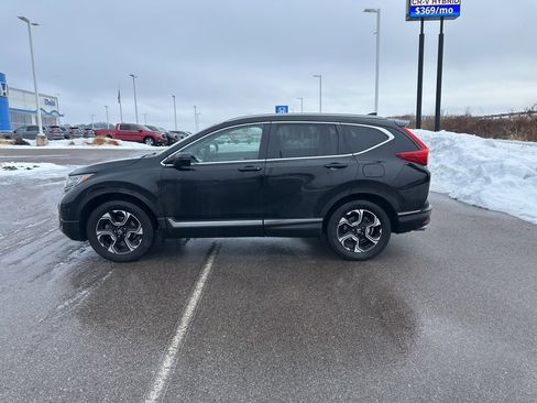 Used 2018 Honda CR-V Touring image 10