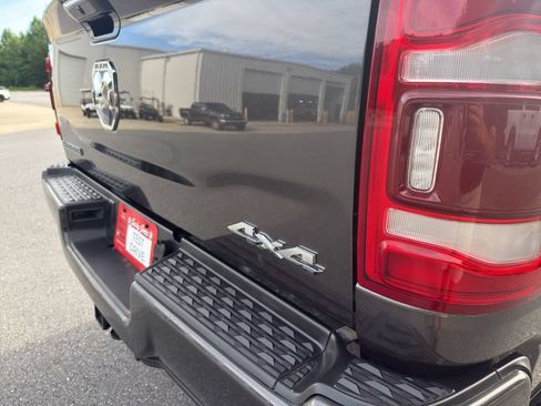 Used 2024 RAM 2500 Laramie w/ Safety Group AWD/4WD image 9