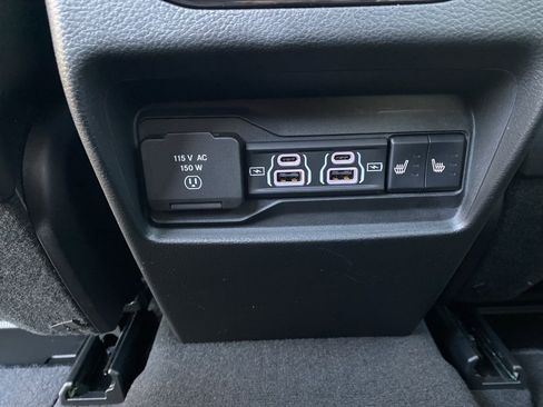 New 2025 Jeep Grand Cherokee Limited image 40