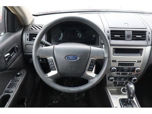 Used 2012 Ford Fusion SE image 10