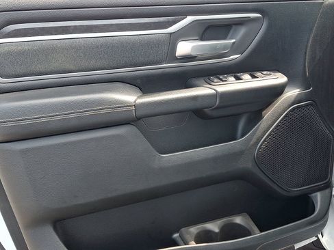 Used 2019 RAM 1500 Big Horn AWD/4WD image 12