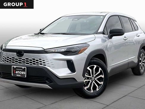 Used 2026 Toyota Corolla Cross S image 1