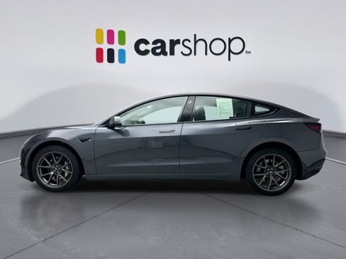 Used 2023 Tesla Model 3 Standard Range RWD image 2