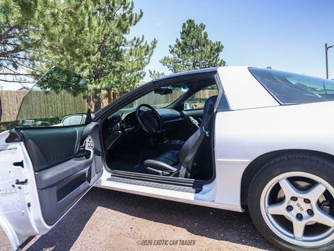 Used 1996 Chevrolet Camaro Z28 RWD image 38