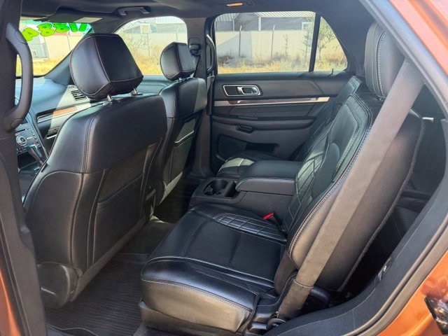 Used 2017 Ford Explorer Platinum AWD/4WD image 10
