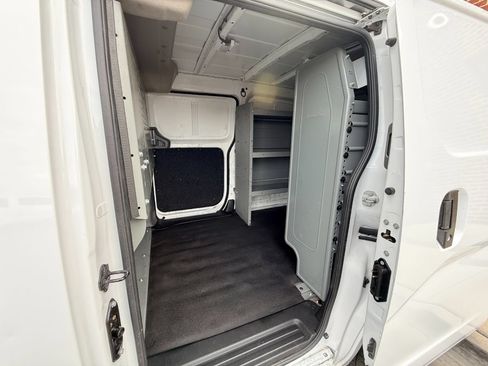 Used 2021 Nissan NV200 SV FWD image 19