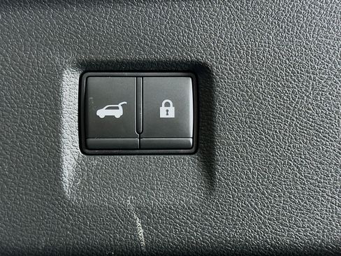 Used 2023 INFINITI QX60 Sensory AWD/4WD image 31